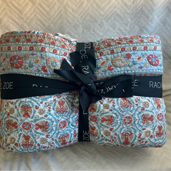 NEW Rachel Zoe Pasley Hand Stitched King Quilt 106"x92" - Picture 6 of 8